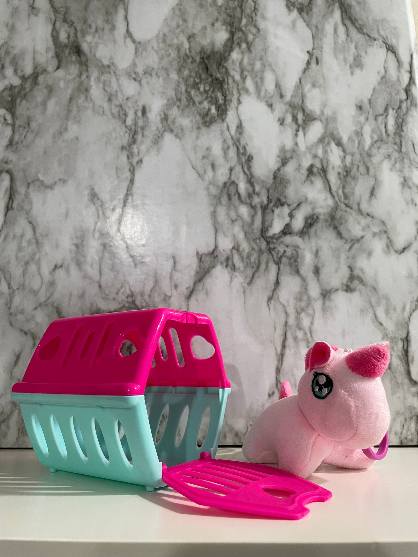 Plush Animal Playhouse Carrier- Light Pink Unicorn