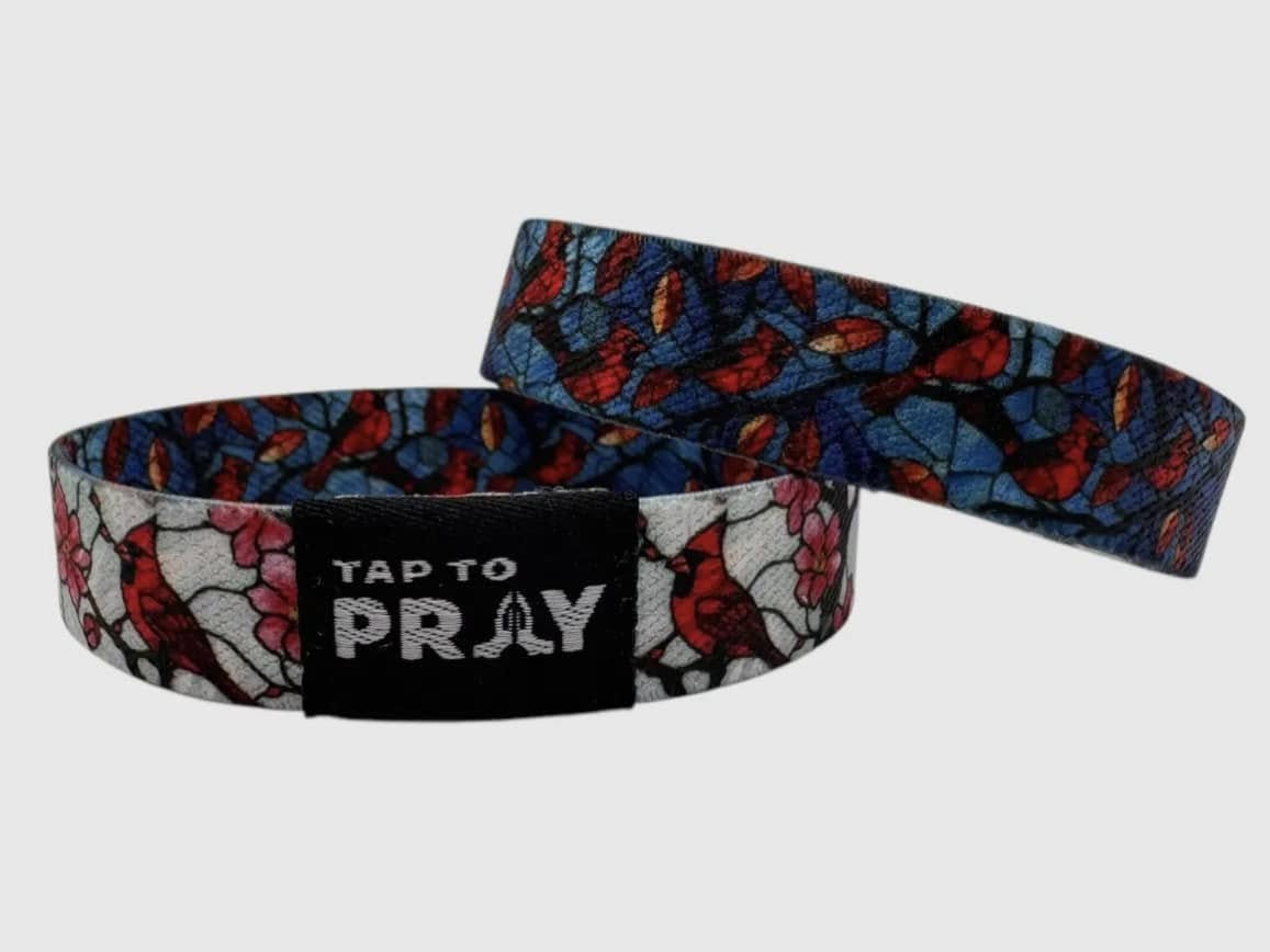 Cardinal Versible Bracelet