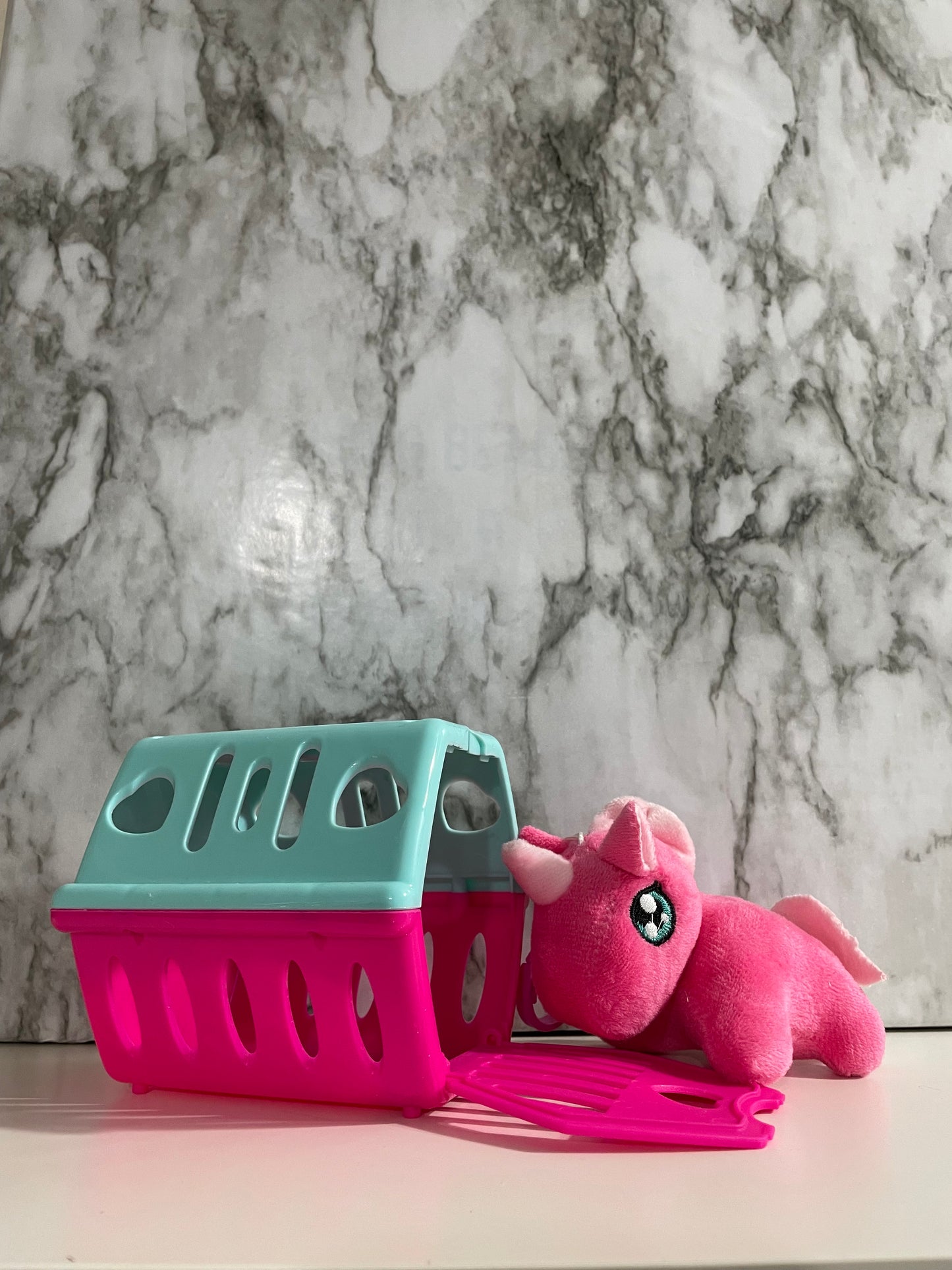 Plush Animal Playhouse Carrier- Pink Unicorn