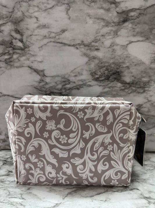 Tan & White Paisley Zippered Bag