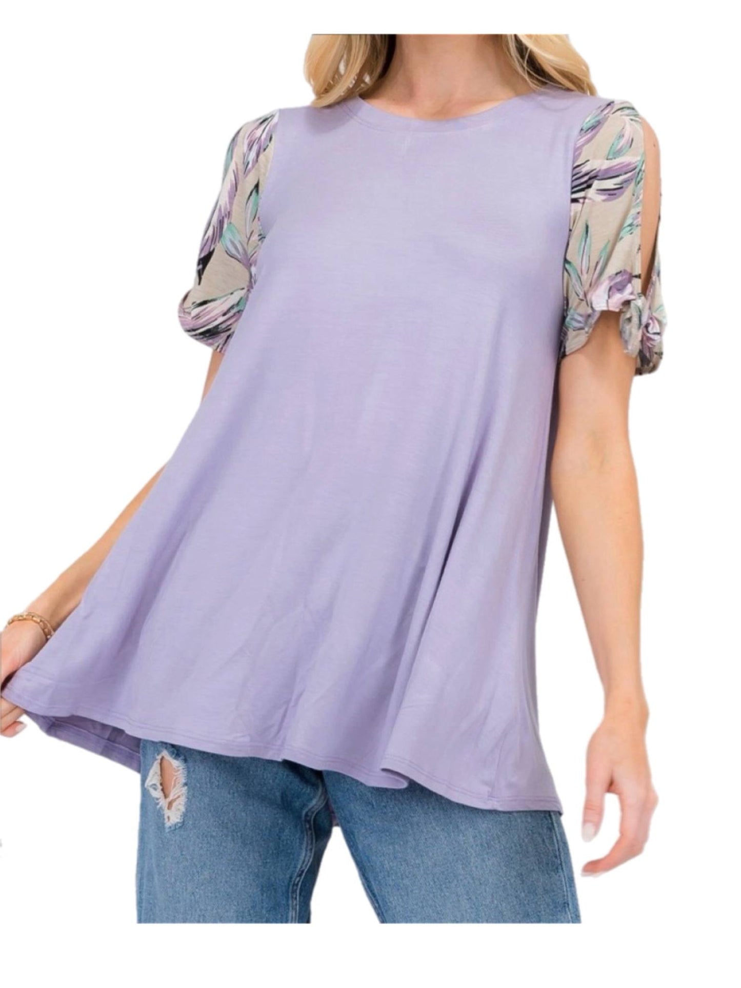 Lilac Top w/ Floral Open Tied Sleeve